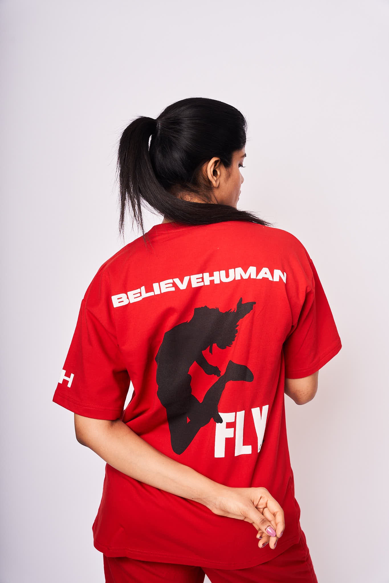 RED FLY HIGH  TSHIRT BELIEVEHUMAN